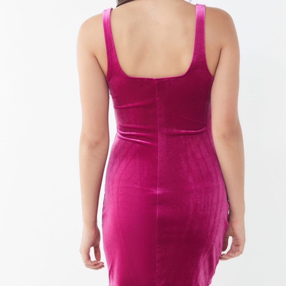 UO Hailey Velvet Square Neck Mini Dress - Picture 5 of 6